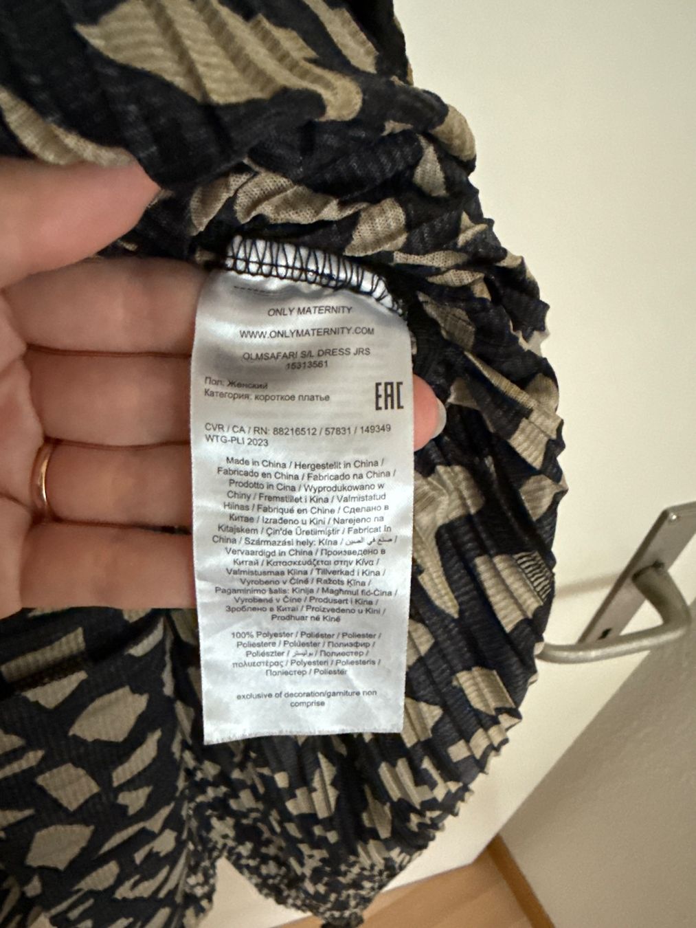 Only Kleider: Kleid ONLY MATERNITY M – Gebraucht aus Horgen von linuxrp 5
