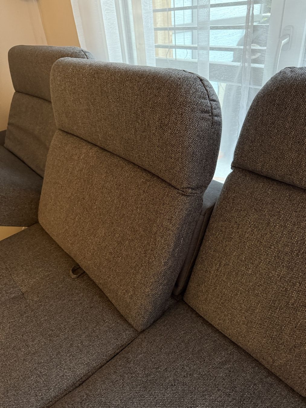 Sofas: Bettsofa mit Stauraum – Neu (gemäss Beschreibung) aus Plasselb von PxMn 2