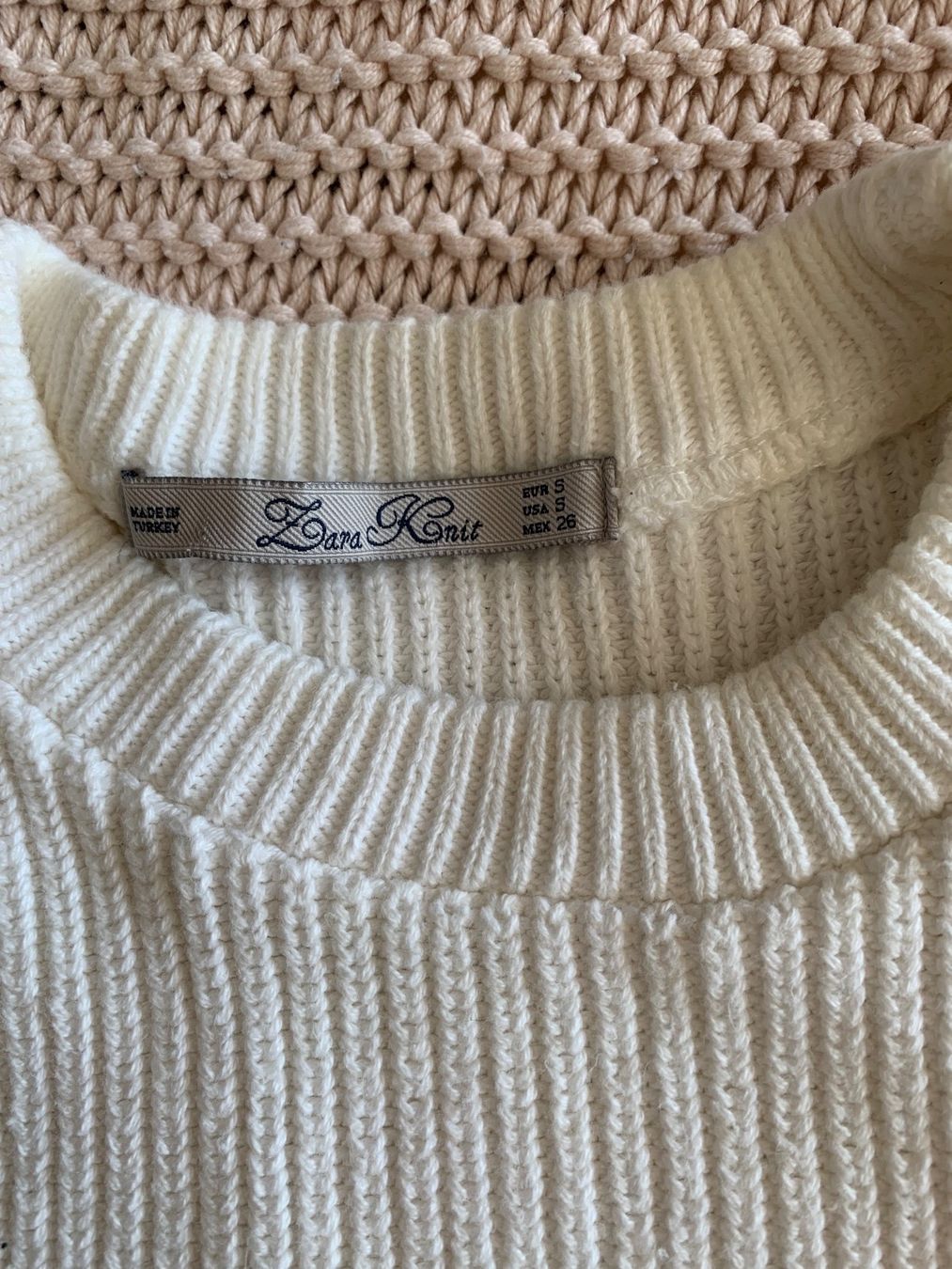 H&M Top: Pull blanc chic – Usato da Montreux venduto da iza_peche8 2
