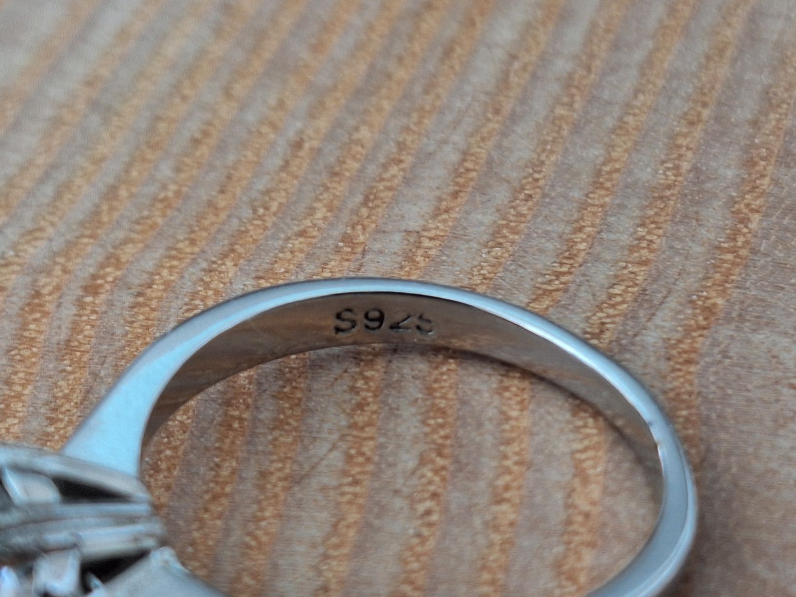 Anelli: Solitär Moissanit Ring 1.0 ct. D, VVS1, Sterling Silber  – Usato da Dornach venduto da bals28 3