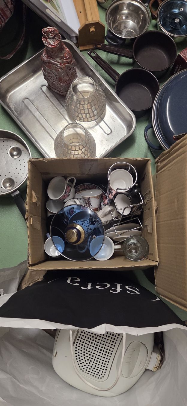 Elettrodomestici da cucina: Grosses Set aus Küchenutensilien!!!!!!! – Usato da Schöfflisdorf venduto da CrRG21 6