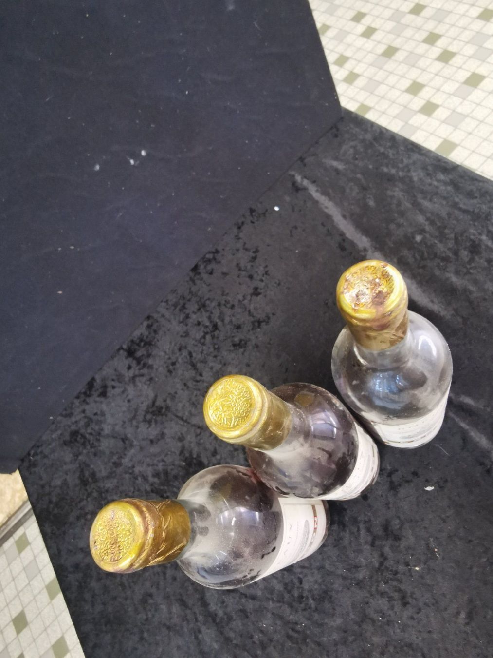 Vino: Lot de 3 BORDEAUX LANDON – Nuovo (secondo la descrizione) da Genève venduto da Leboucheoreilles 3
