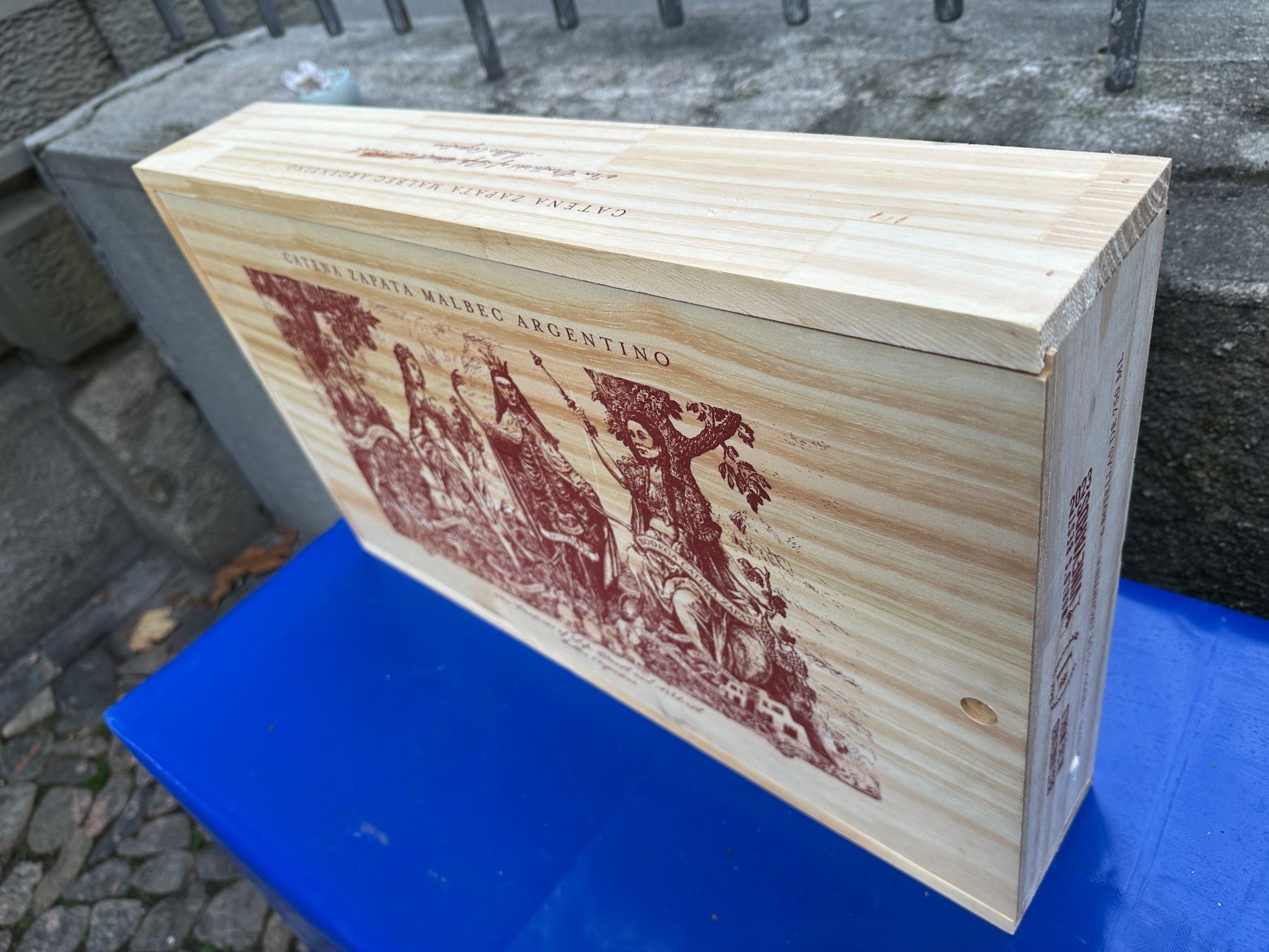 Altro: Weinkiste mit Schiebedeckel mit Skelett / Totenkopf Bild – Usato da Zürich venduto da atlantis77 8
