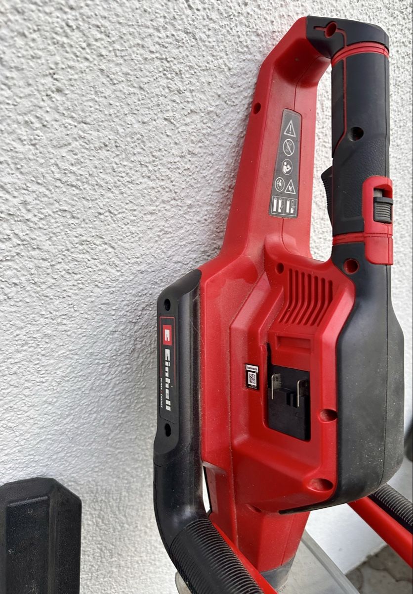 Einhell Alle Maschinen: Akku-Heckenschere Einhell – Gebraucht aus Neuenkirch von Soccer4 2