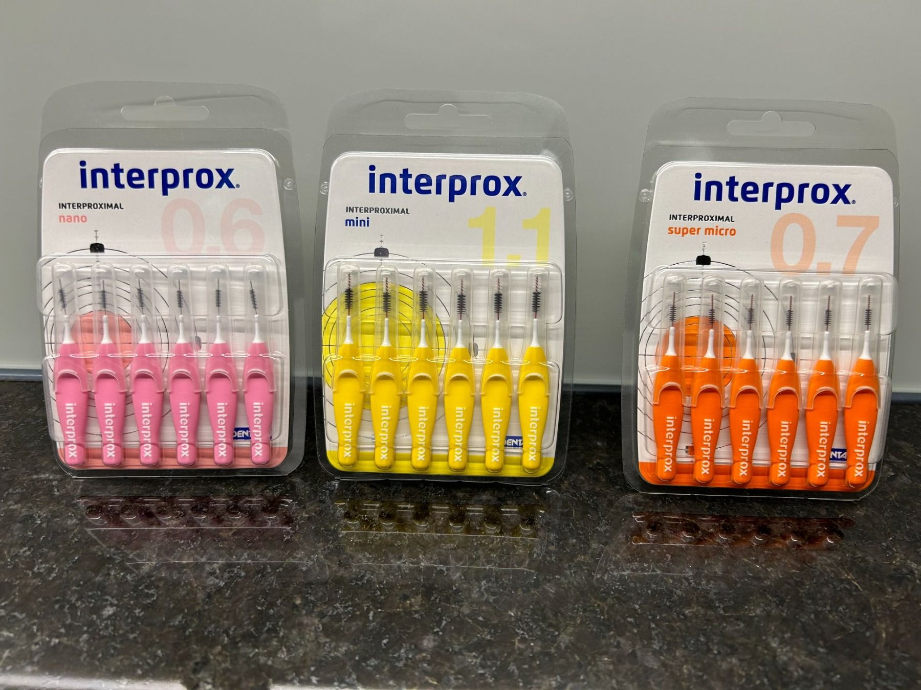 Cura dei denti: Interdental Zahnbürsten, Zahnpflege, Interprox micro 07mm – Nuovo e nell'imballaggio originale da Spreitenbach venduto da sleopard 1