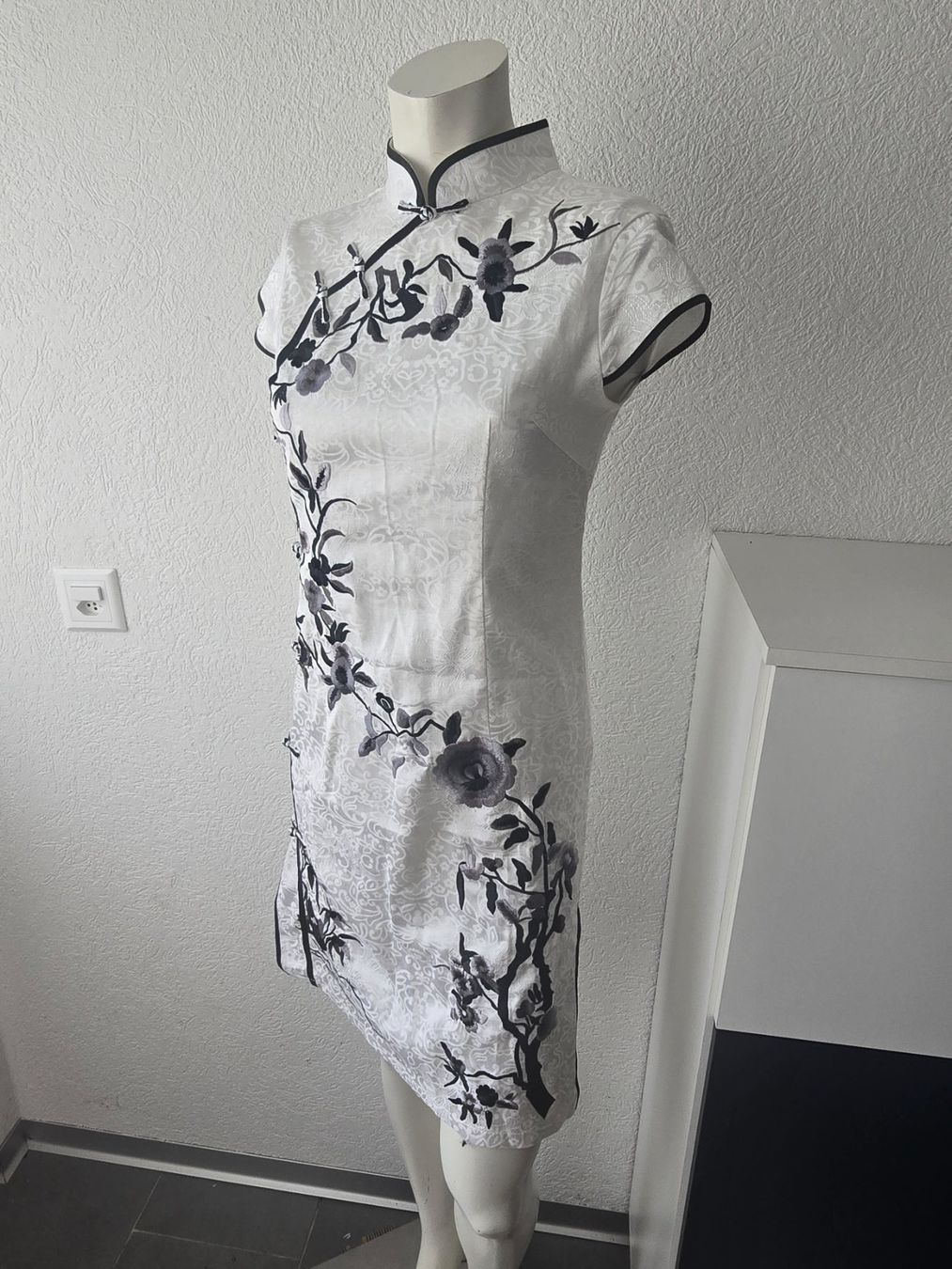 Kleider: Robe style  "Chinoise" T- S – Neu (gemäss Beschreibung) aus Les Verrières von kitel79 3