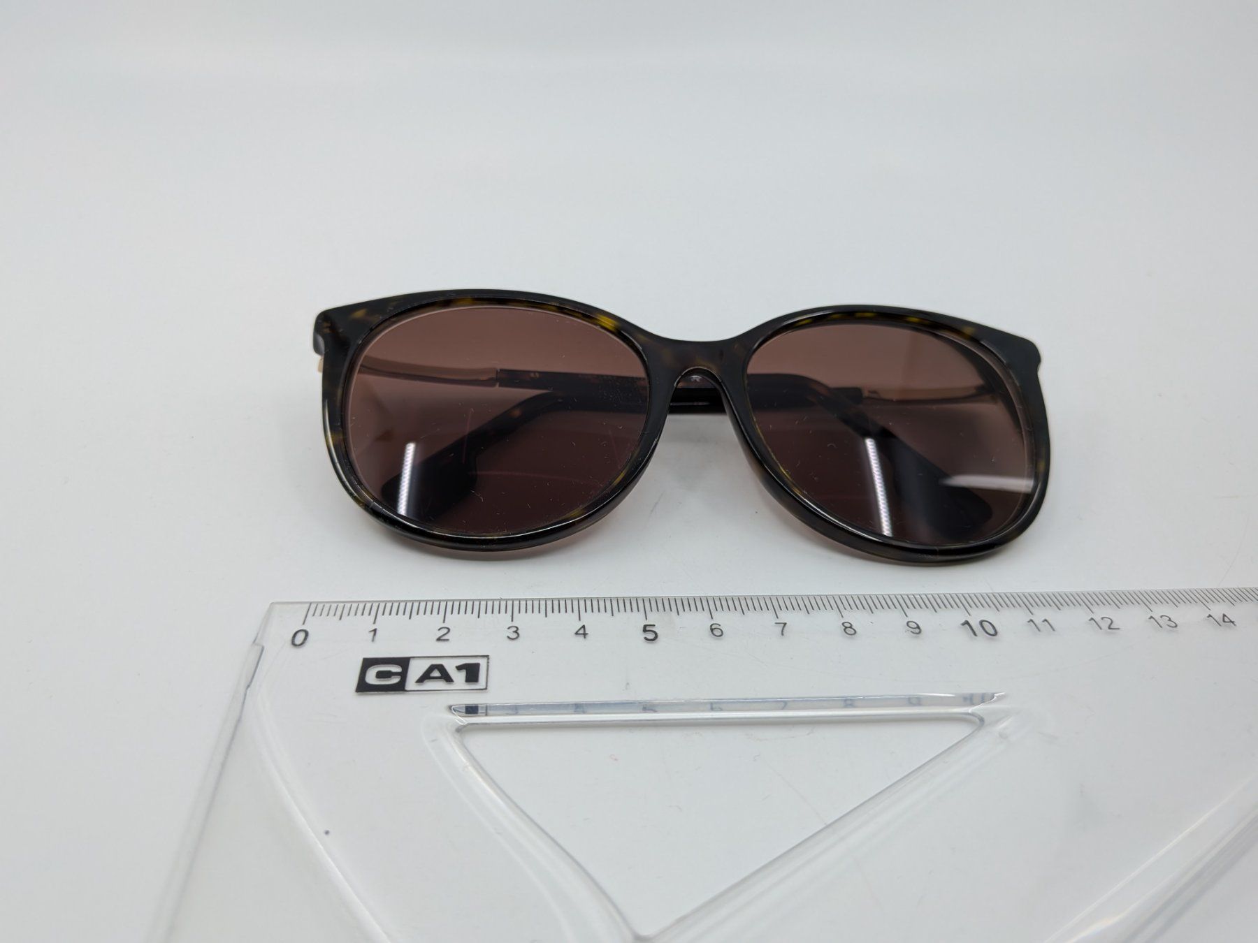 Burberry Occhiali & Lenti: Burberry Sonnenbrille – Usato da Emmen venduto da magelan 2