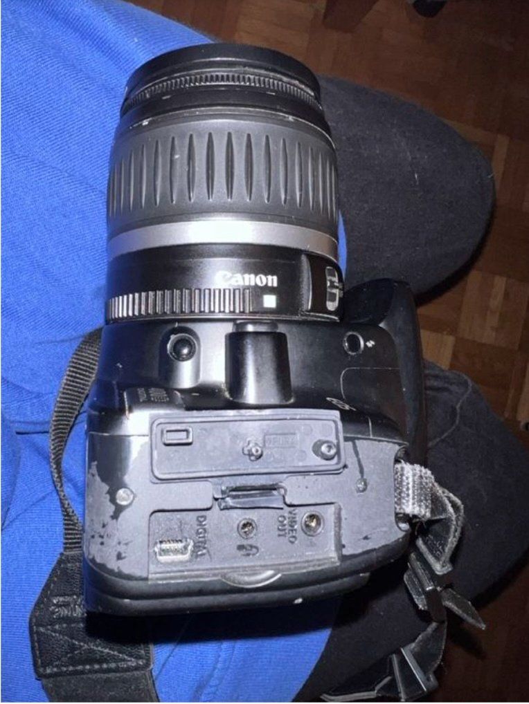 Canon Fotocamera: Canon 400D Spiegelreflex Kamera mit Tasche – Usato da Zermatt venduto da B.15.v02 4