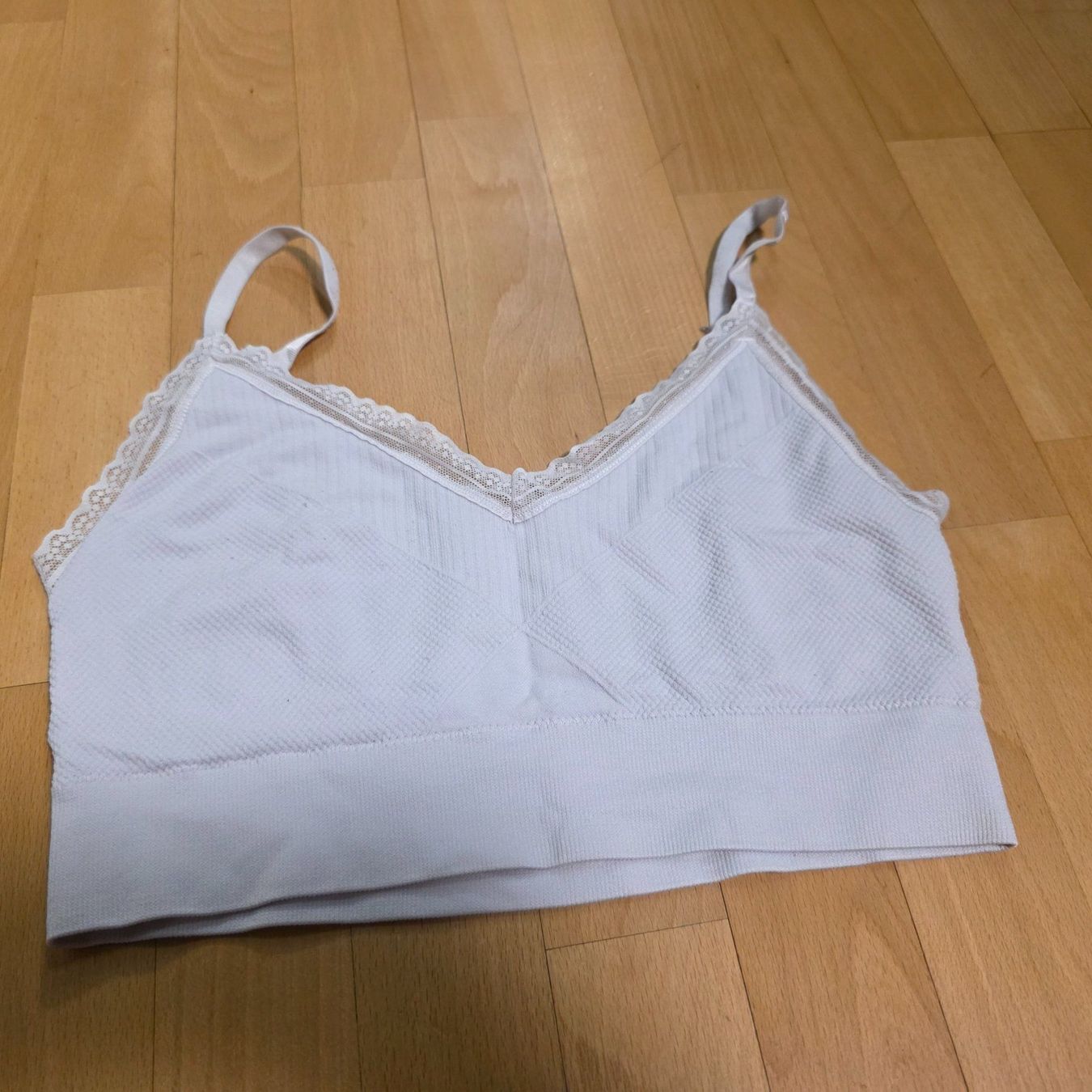 Altra biancheria intima: Weißes Stretch-Top mit Spitze M – Usato da Wald ZH venduto da CapLux