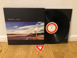 PEARL JAM - YIELD LP EU 2016 ALTERNATIVE ROCK GRUNGE
