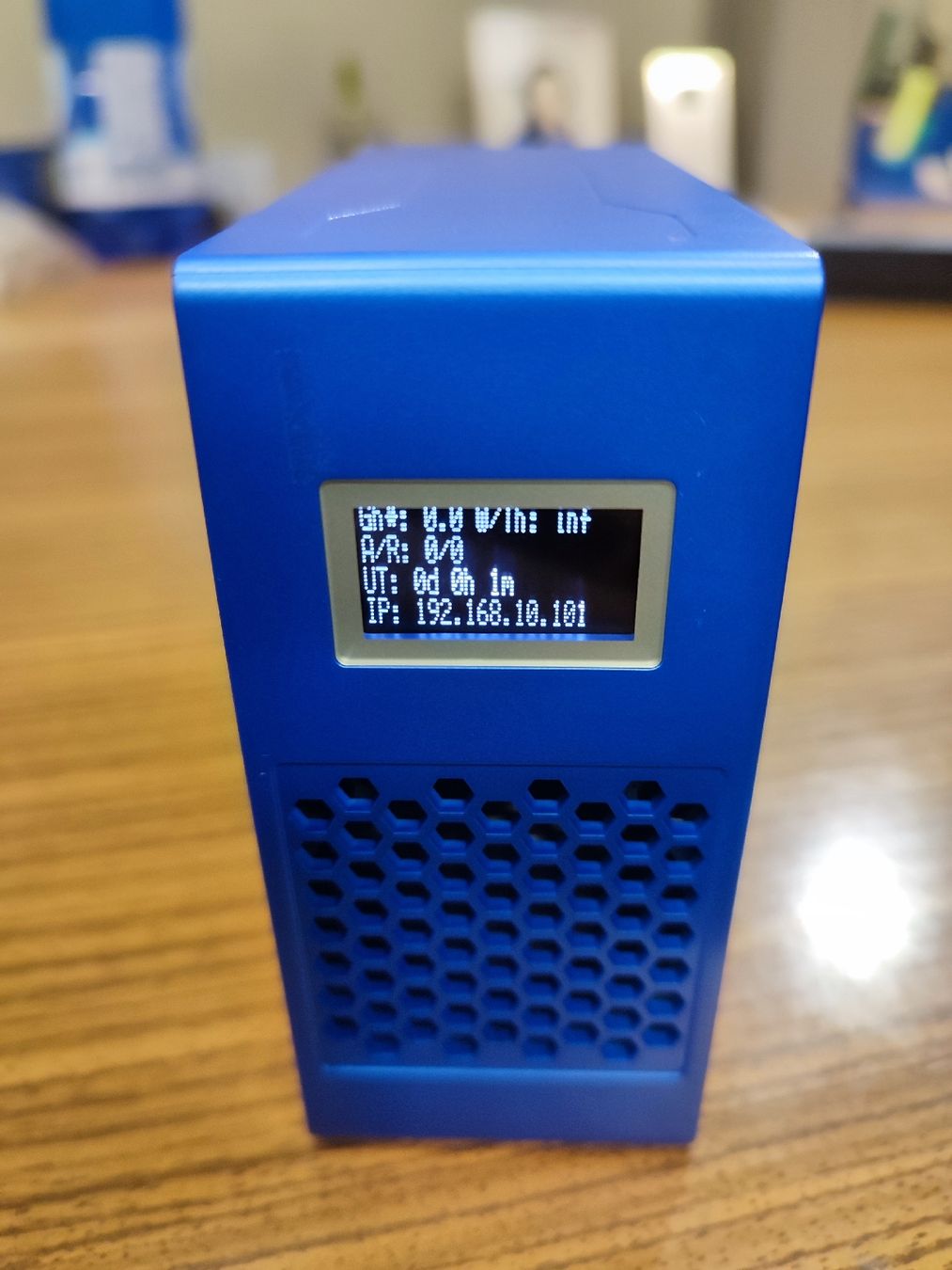 Bitcoin miner Lucky miner LV07 (Gebraucht) in Schwanden-Brienz für CHF 80 –  mit Lieferung auf Ricardo kaufen