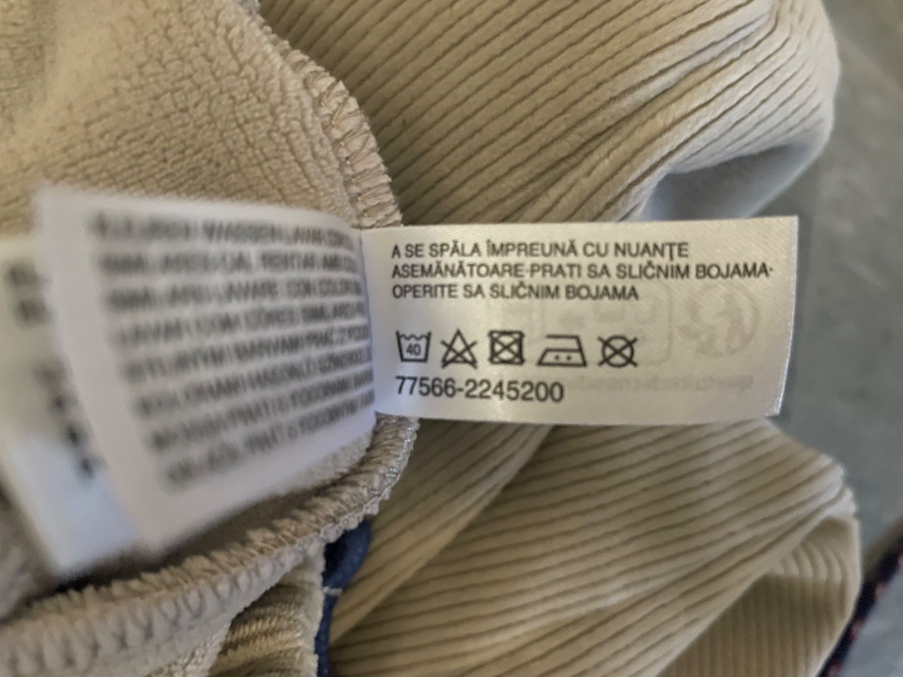 C&A Pantaloni: Thermo Trainerhose Gr 104 – Nuovo (secondo la descrizione) da Hüntwangen venduto da fra_7nd2 2