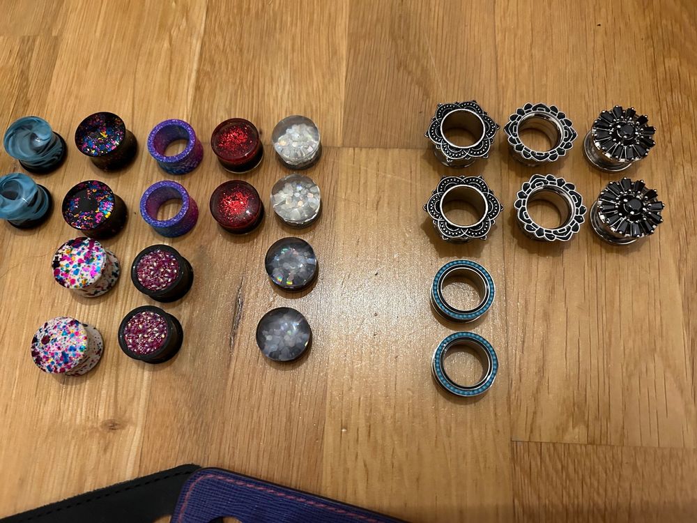 Plug/Tunnel Piercing Sammlung Kaufen auf Ricardo
