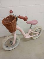 Rosa Laufrad von Banwood - Perfekt für kleine Entdecker!