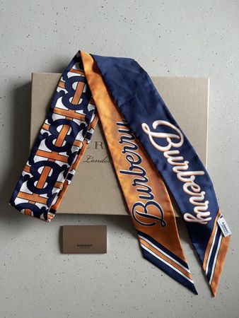 Burberry TB Monogram Seiden-Twilly Schal Orange