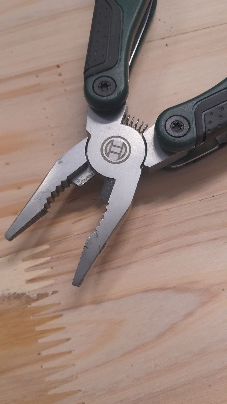Bosch Tutti gli attrezzi: Bosch outil multifonction avec accessoires – Usato da Poliez-Pittet venduto da wilmout3 4