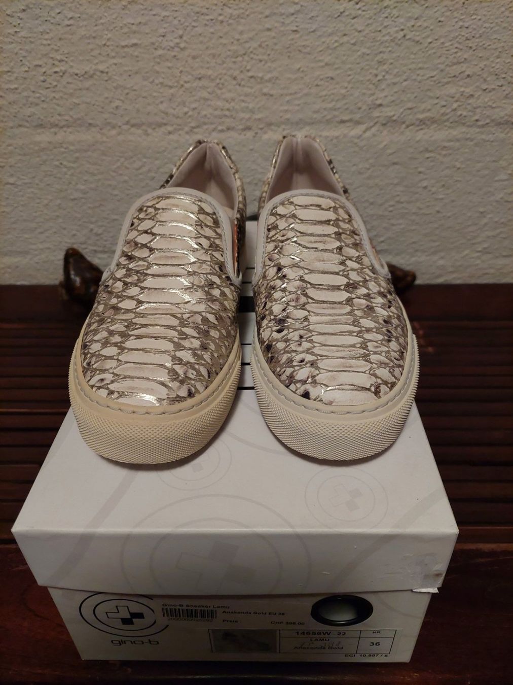 Scarpe da donna: gino-b . Lamu Anaconda Gold 36 – Nuovo e nell'imballaggio originale da Besenbüren venduto da teluride89 1