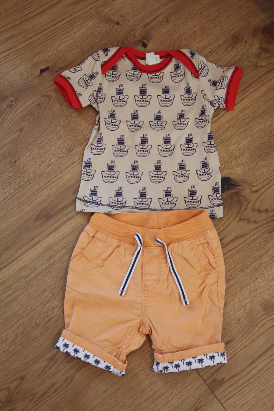 Lotti & Set di vestiti: Kleiderpaket, Junge, Grössen 62 und 68 – Usato da Heiligkreuz (Mels) venduto da PascalWa 4
