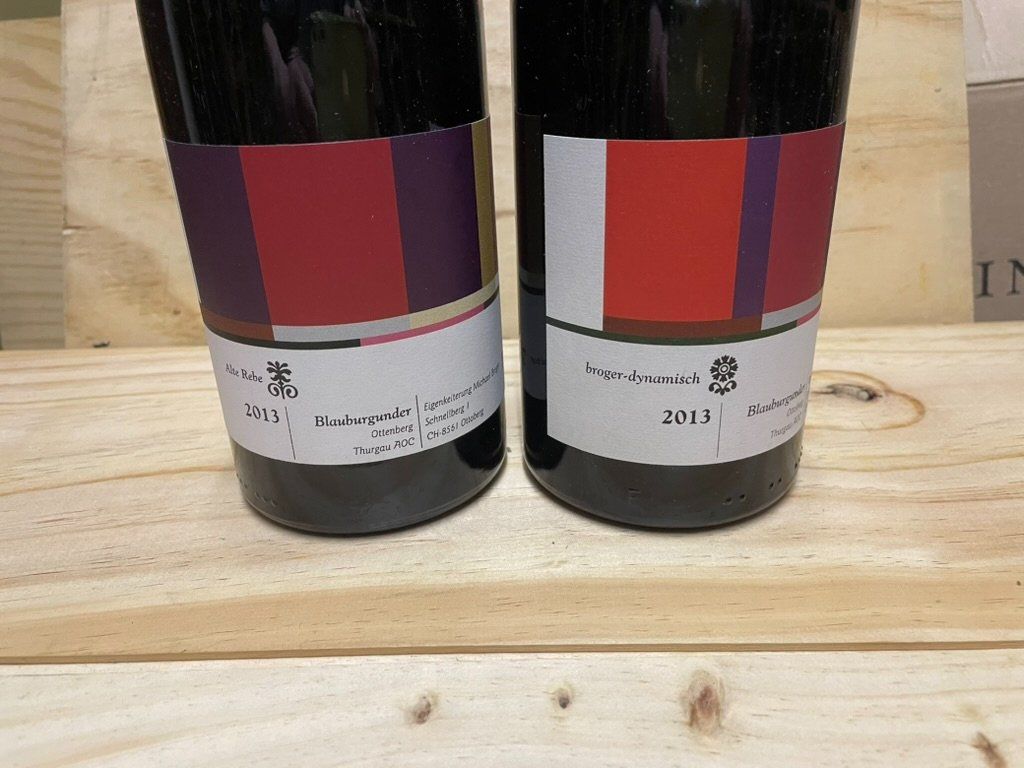 Vino: Weinbau Michael Broger Pinot Noir 2013 – Nuovo (secondo la descrizione) da Biel-Bienne venduto da Hoko1