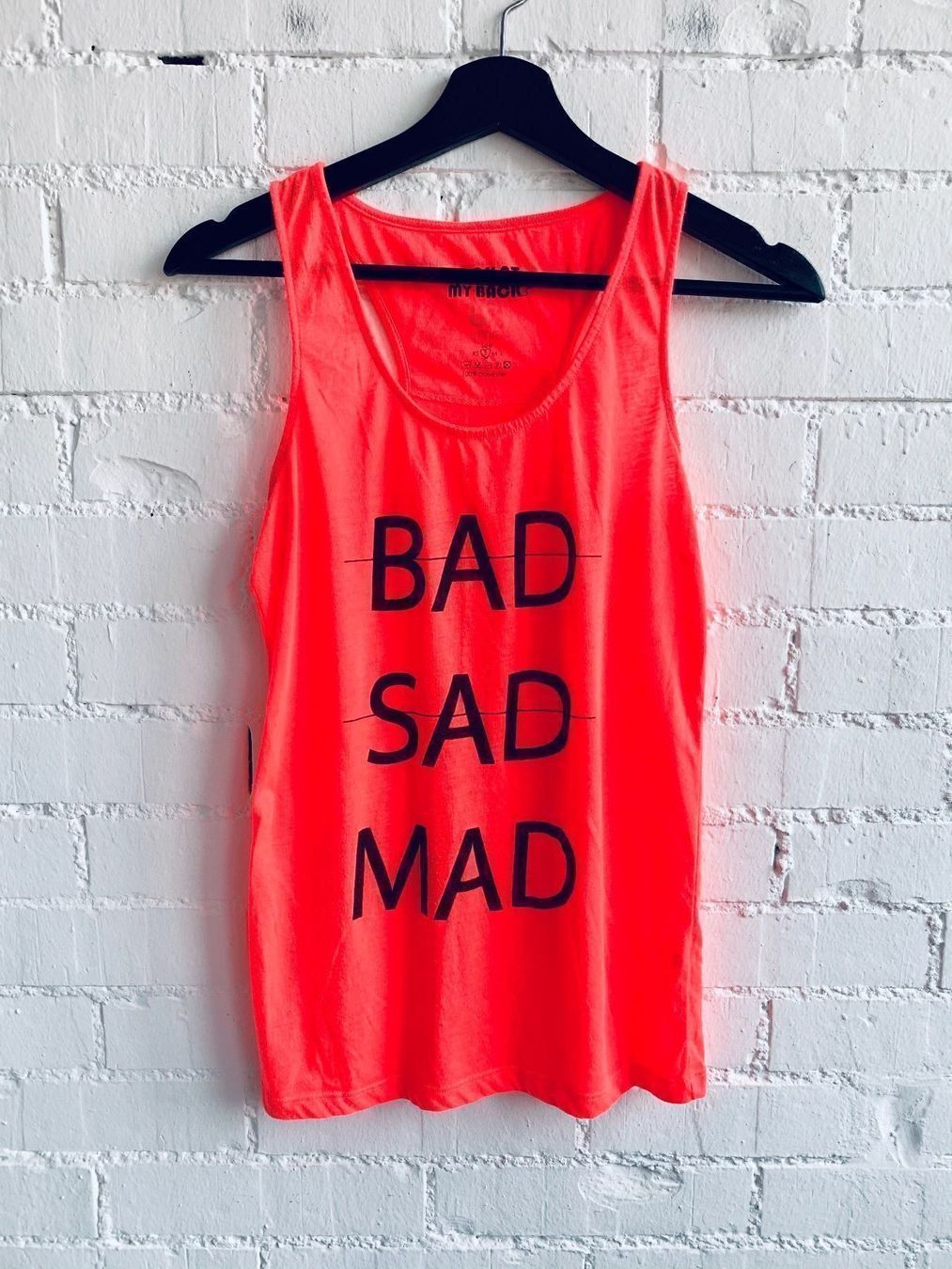 Top: Neon Orange-Pinkes Top mit Print – Usato da Bern venduto da Fraeuleinhonig