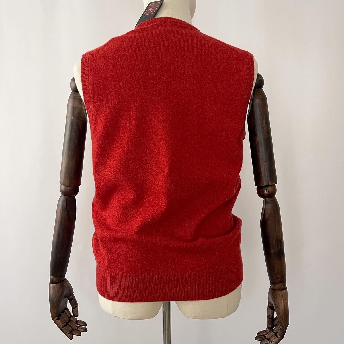 Gilet & Giacche: FERU Cashmere Vest new – Nuovo e nell'imballaggio originale da Freienbach venduto da Avviivva_Shop 3