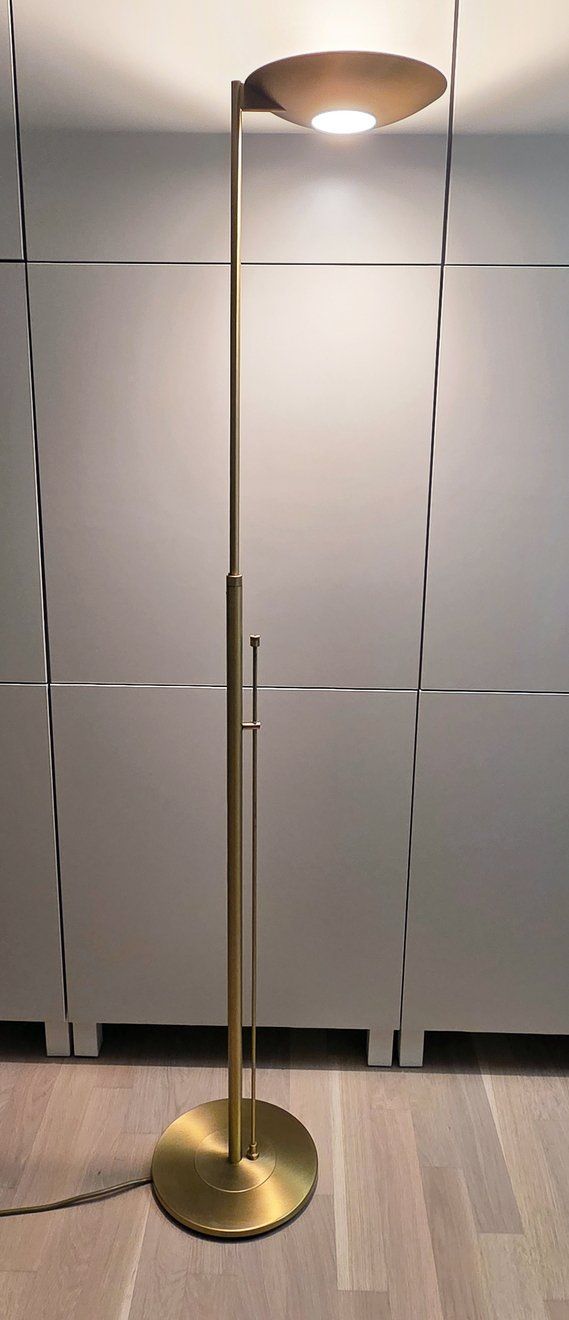 Lampen: Knapstein Stehleuchte / Leseleuchte - Designklassiker – Gebraucht aus Zürich von Numark 2