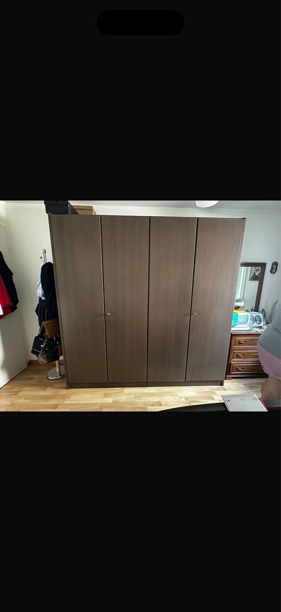 Armadi: Kleiderschrank – Nuovo (secondo la descrizione) da Binz venduto da leo_bzh5