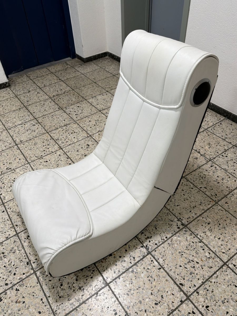 Sedie: Gamingsessel mit Speaker – Usato da Aarau venduto da dario5k 1