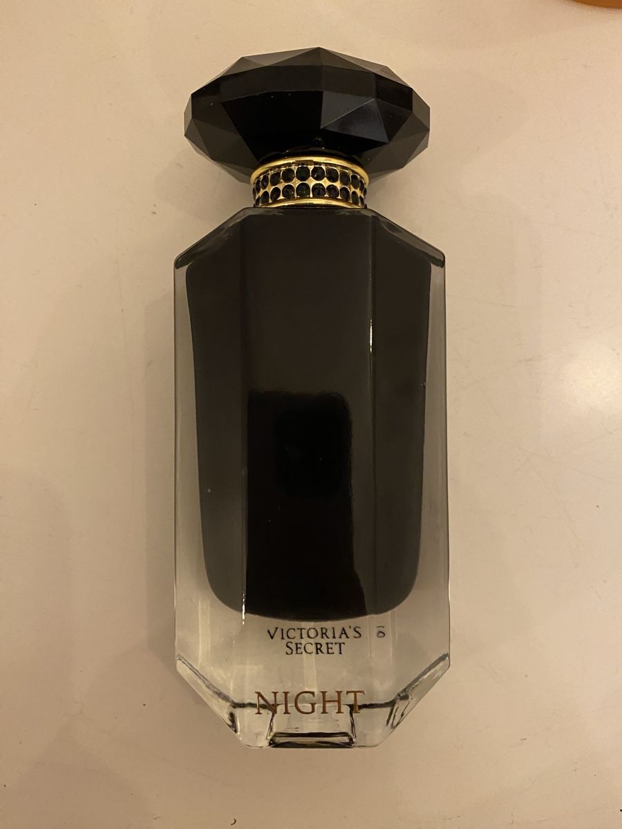 Victoria's Secret Profumi & Eau de Toilette: Victoria's Secret Night Eau de Parfum – Nuovo (secondo la descrizione) da Zürich venduto da s.w.t.