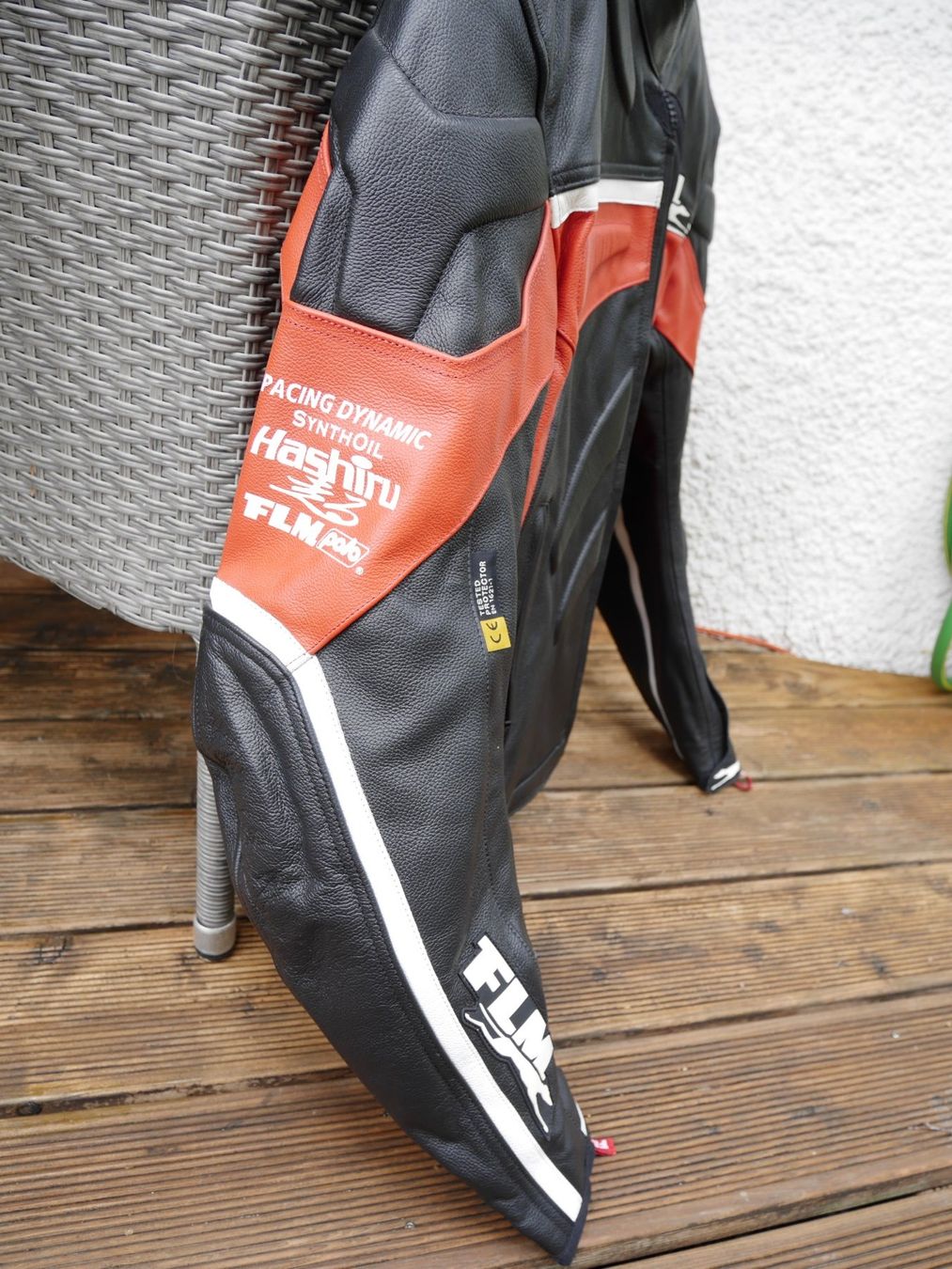 FLM Giacche: Motorrad Lederjacke FLM neuwertig – Usato da Trasadingen venduto da Upl 4