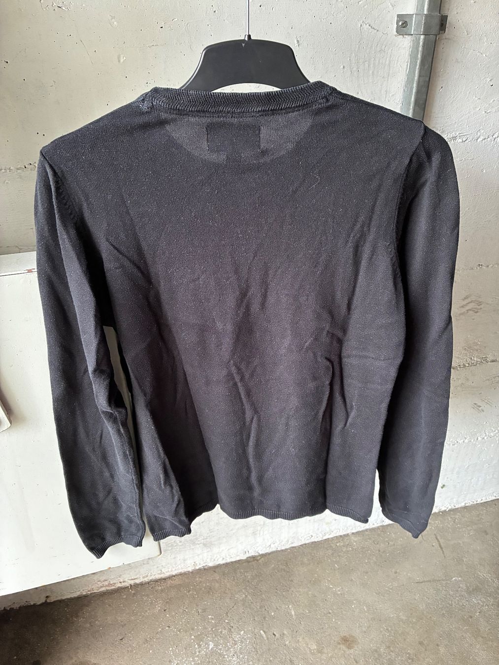 Pulls & Sweat-shirts: Pullover schwarz Pull Bear – D'occasion à Emmenbrücke par nne_hm9j 2
