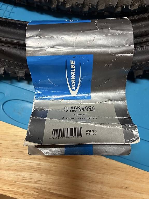 Sonstiges Schreiben & Zeichnen: Pneus vélo / VTT Schwalbe  – Gebraucht aus Yverdon-les-Bains von Fernando_Perez 2
