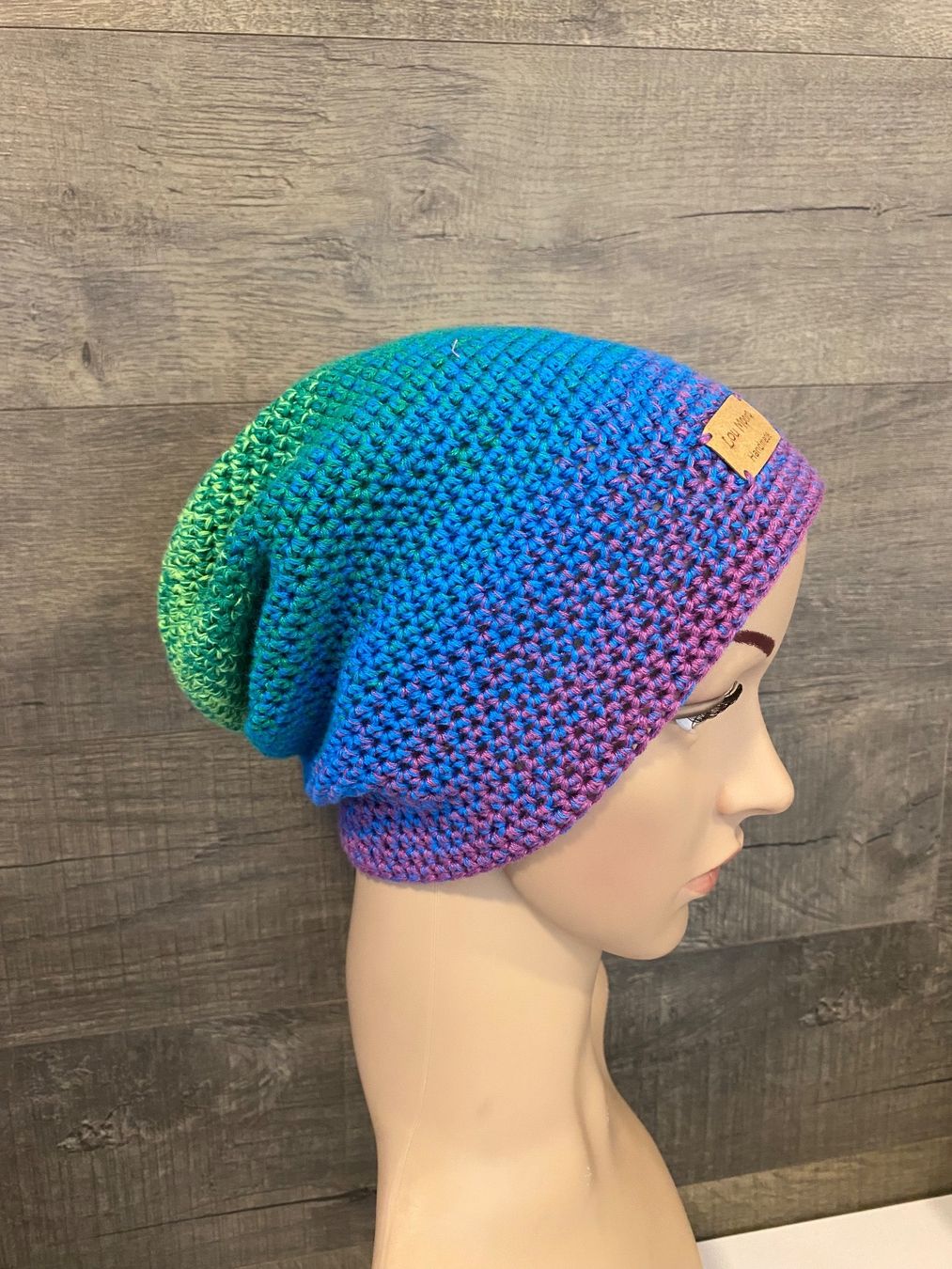 Copricapi, berretti & cappellini: Beanie aus Baumwolle/Polyacryl Handmade – Nuovo (secondo la descrizione) da St. Niklaus VS venduto da Wallis4ever