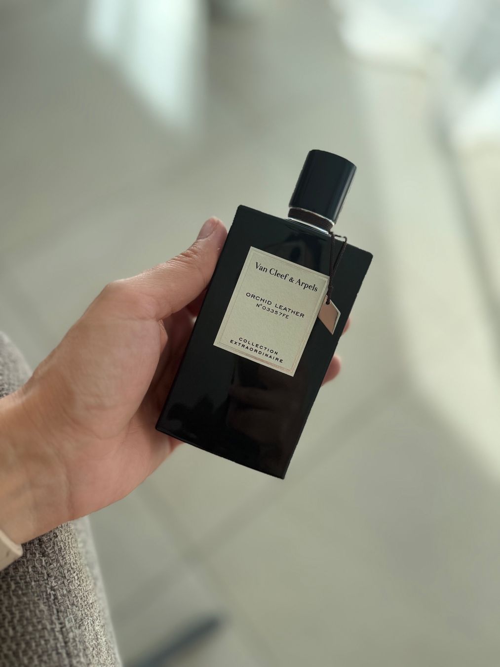 Van Cleef Parfums & Eau de Toilette: Orchid leather by Van Cleef & Arpels – D'occasion à Männedorf par fge_tt7h