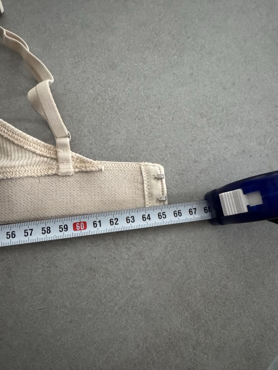 Altra biancheria intima: Gilly Hicks Bralette BH, beige, Top Zustand – Usato da Frick venduto da Cirilla 6