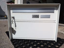 Briefkasten weiss (Huber)