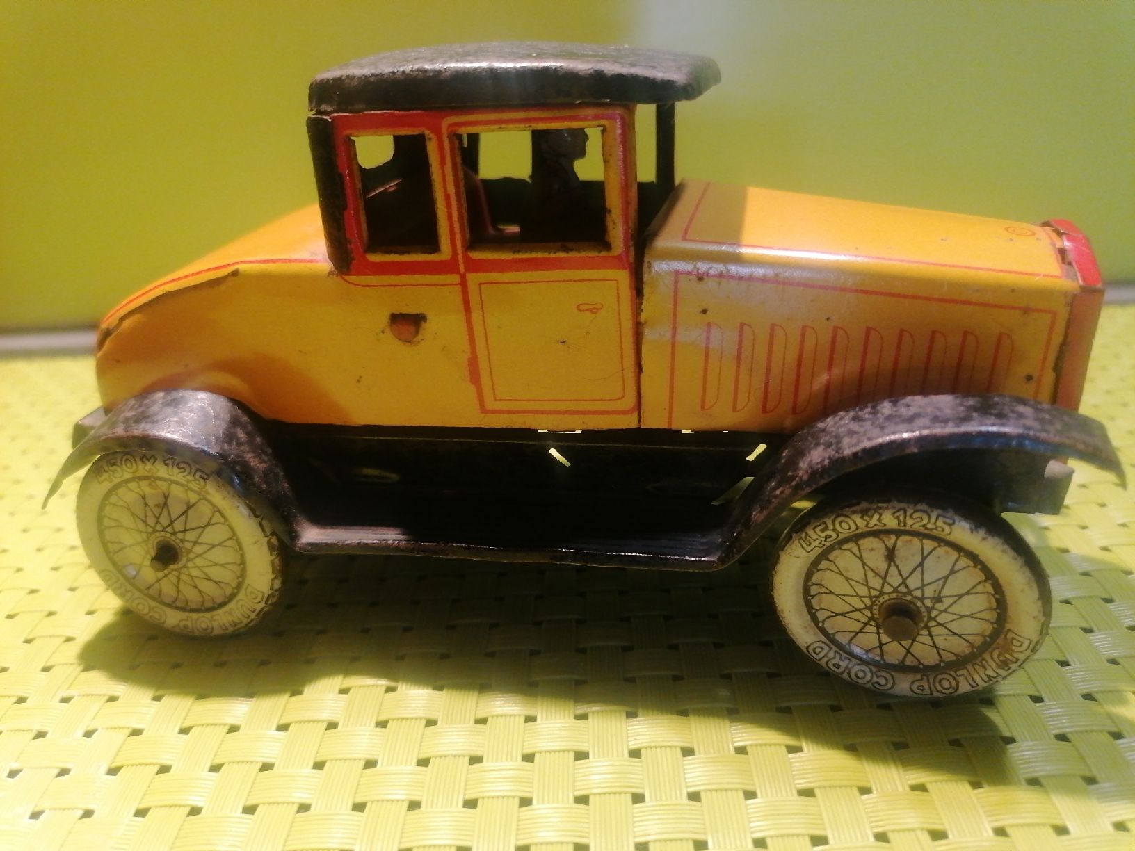 Distler Spielzeuge: Blechsplelzeug auto J Distler 1925-35 – Gebraucht aus Biberist von troedlerheinz