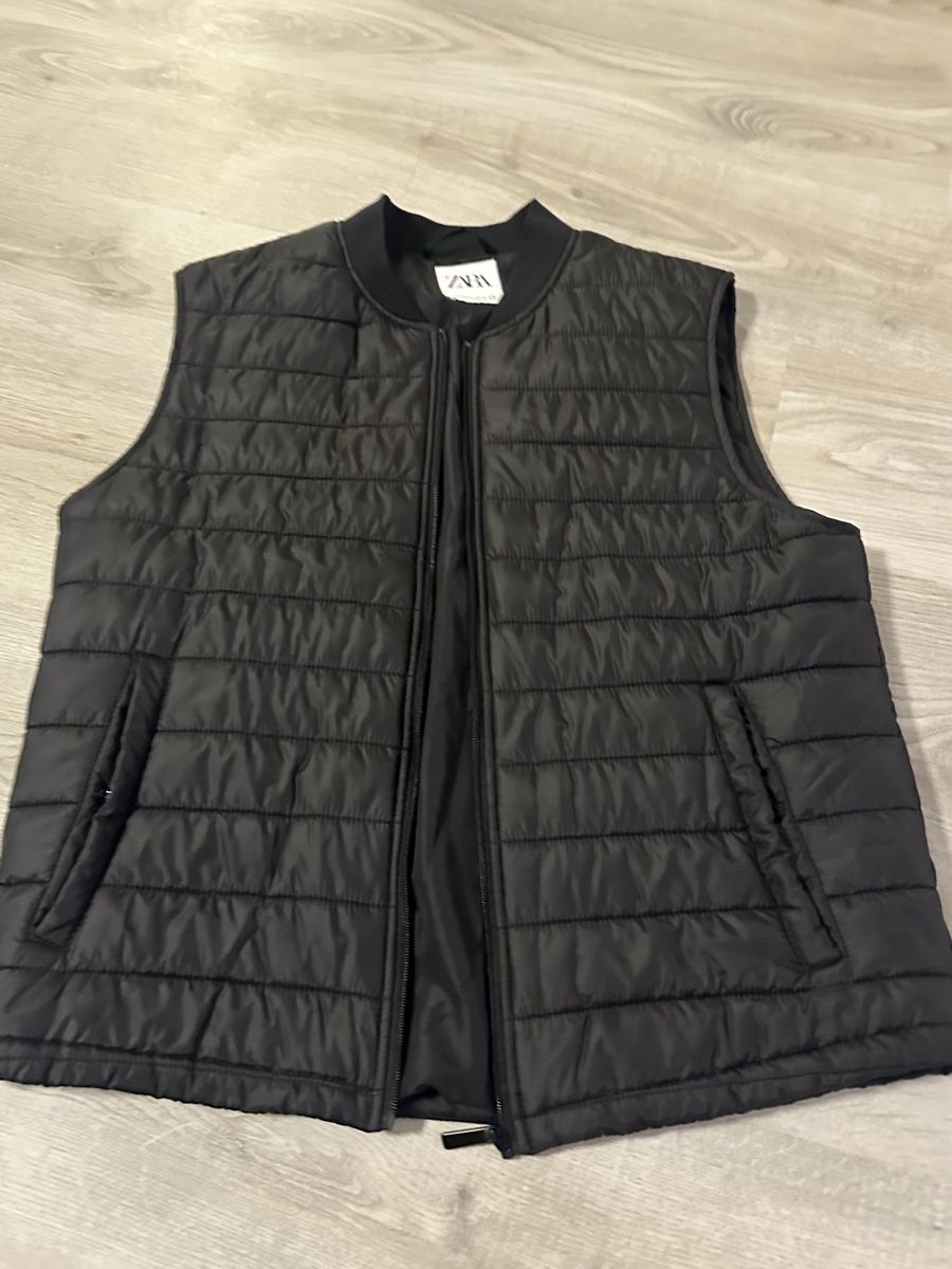 Zara Gilets & Westen: Zara Weste, schwarz, Grösse L – Gebraucht aus Zürich von kri_hy6t
