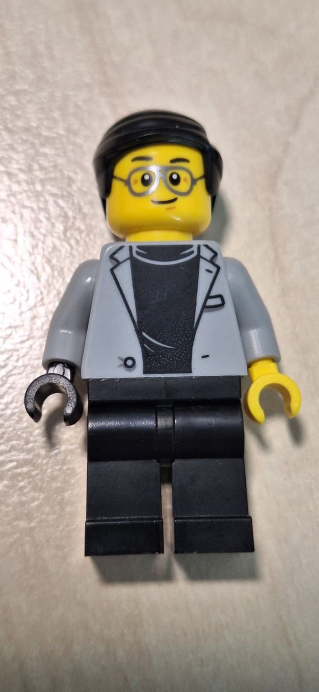 Lego Giocattoli: Lego Ninjago Cyrus Borg – Usato da Egnach venduto da sea_2zvc