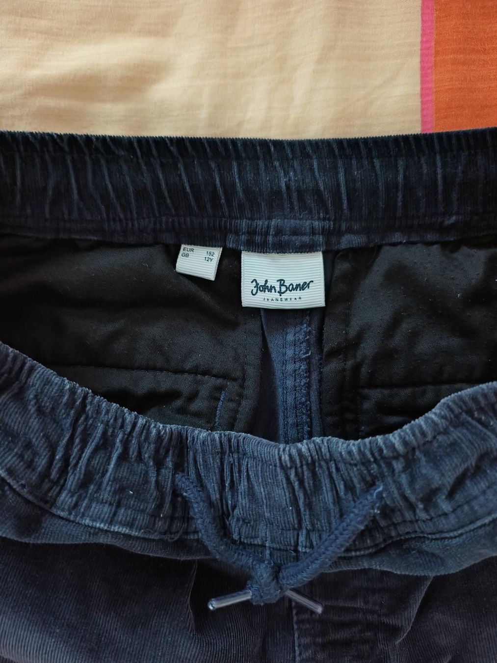 Pantaloni: Cordhose dunkelblau Gr. 152 – Usato da Emmetten venduto da Hornberger 1