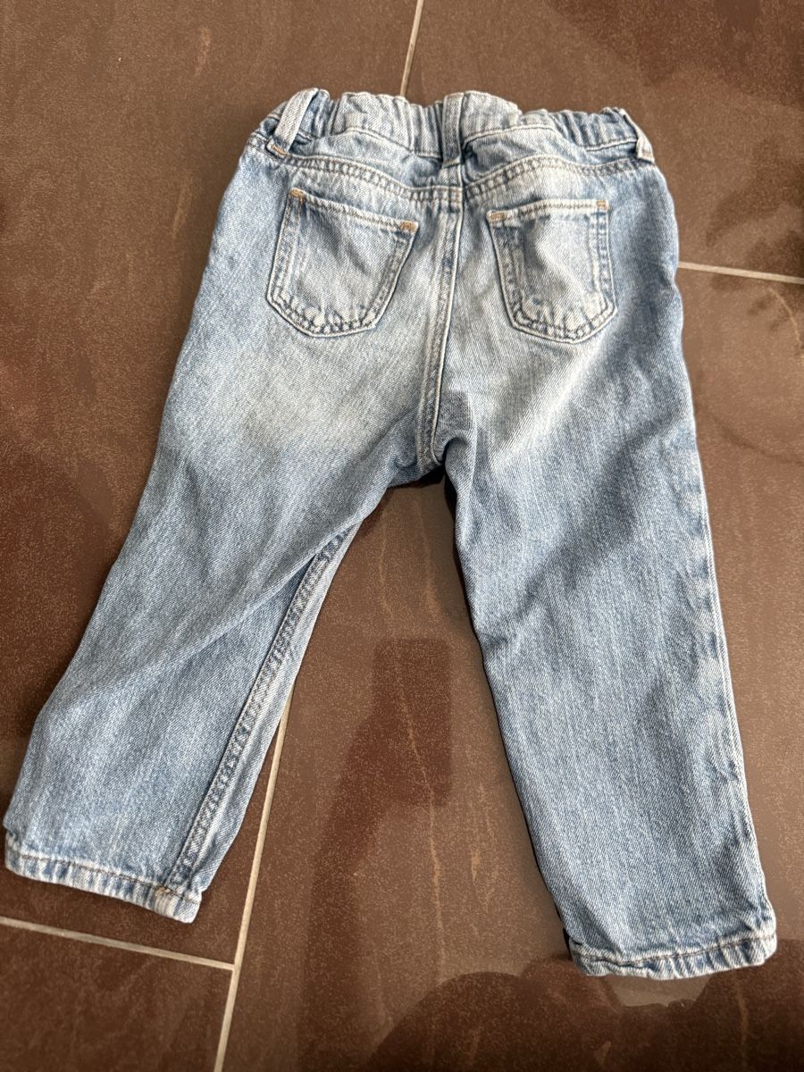H&M Pantaloni: Kinder Jeans Grösse 86 – Usato da Kölliken venduto da Vivii01 1