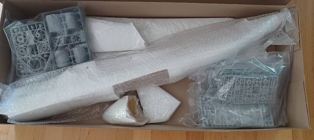 Kit di modellismo & Modellini statici: Antonov An-225 (Modelsvit 1:72) – Nuovo e nell'imballaggio originale da Neuhausen am Rheinfall venduto da Guehni 2