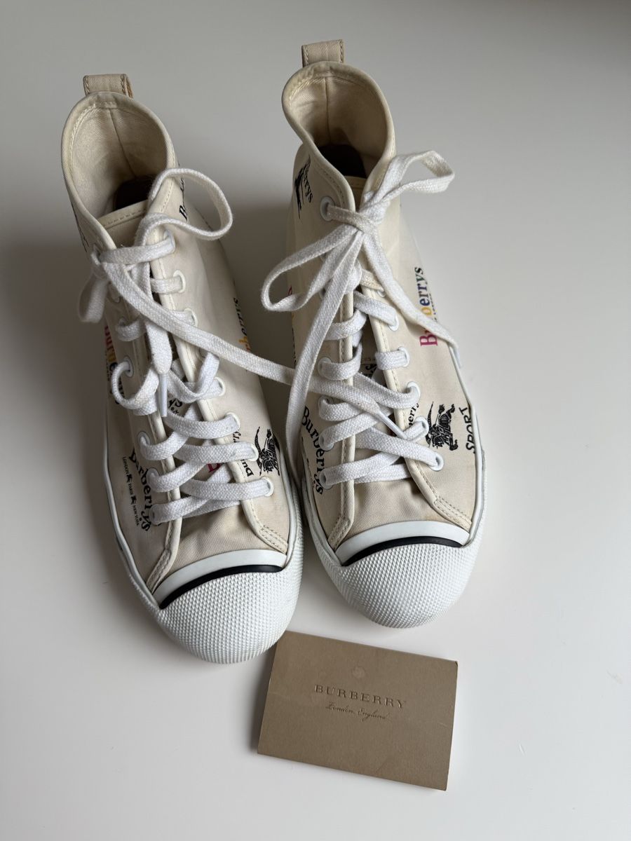 Burberry Scarpe da uomo: Burberry Sneakers Turnschuhe – Usato da Winterthur venduto da 11.11