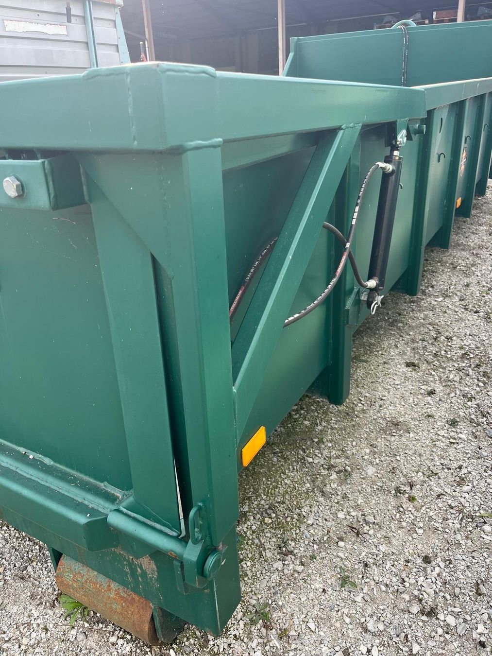 Contenitori edile: Benne pour remorque multilift ML5508 – Usato da Les Thioleyres venduto da Samitrac 4