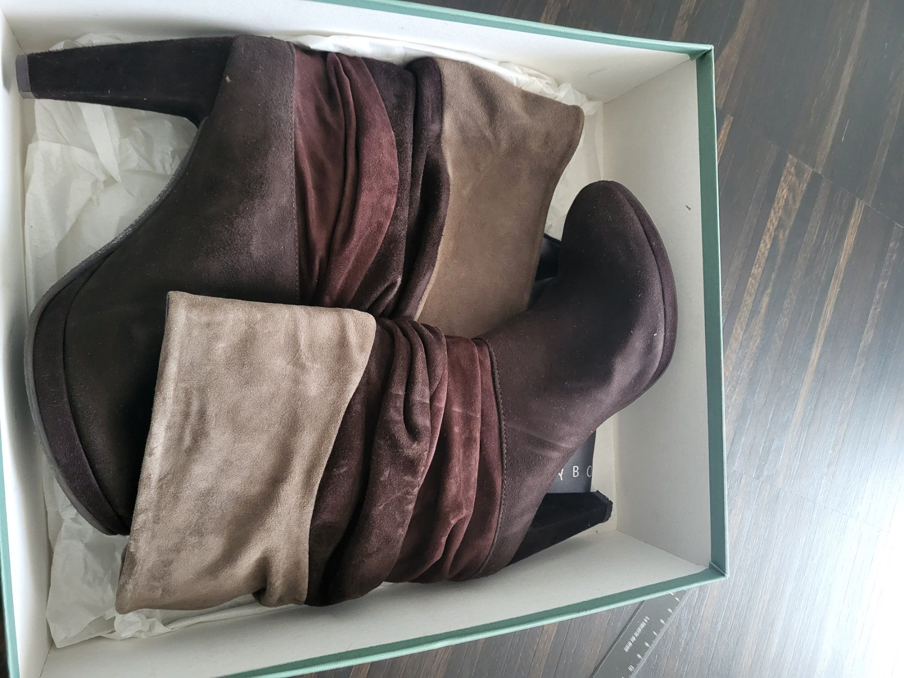 Navyboot Damenschuhe: Wildlederstiefel von Navyboot – Neu (gemäss Beschreibung) aus Zürich von sueth