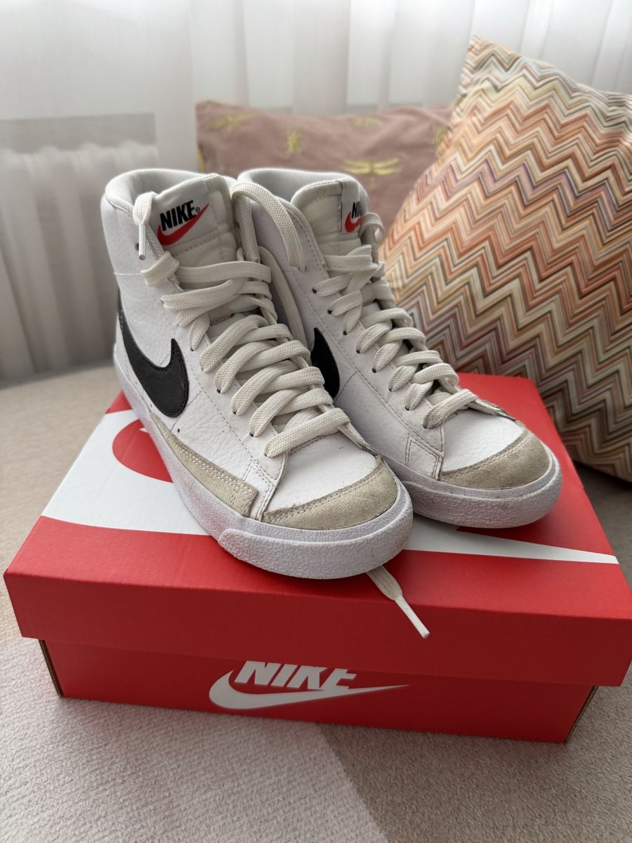 Nike Scarpe da uomo: Nike Sneakers Gr. 35.5 – Usato da Wichtrach venduto da Adriana222 2