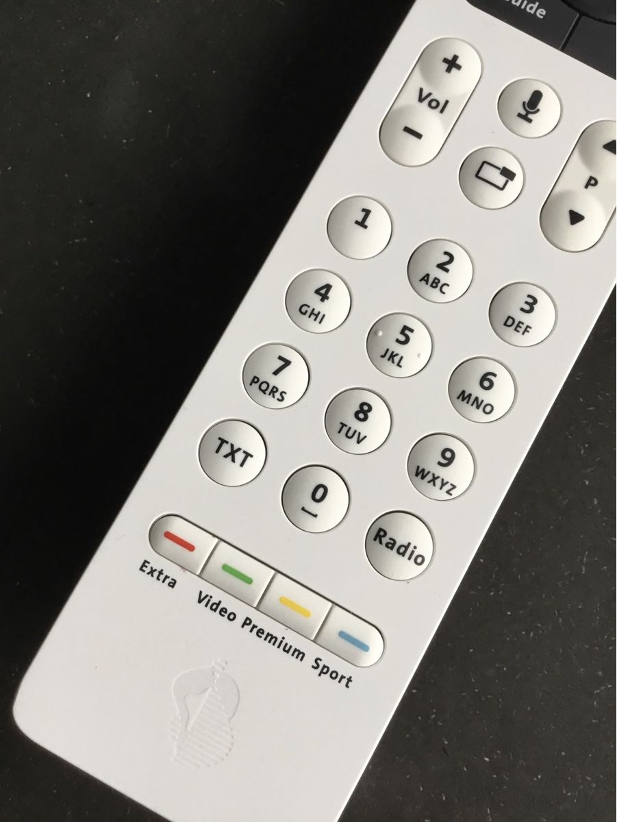 Swisscom Télécommandes: Original Swisscom Fernbedienung – D'occasion à Eggersriet par Wiese61 3