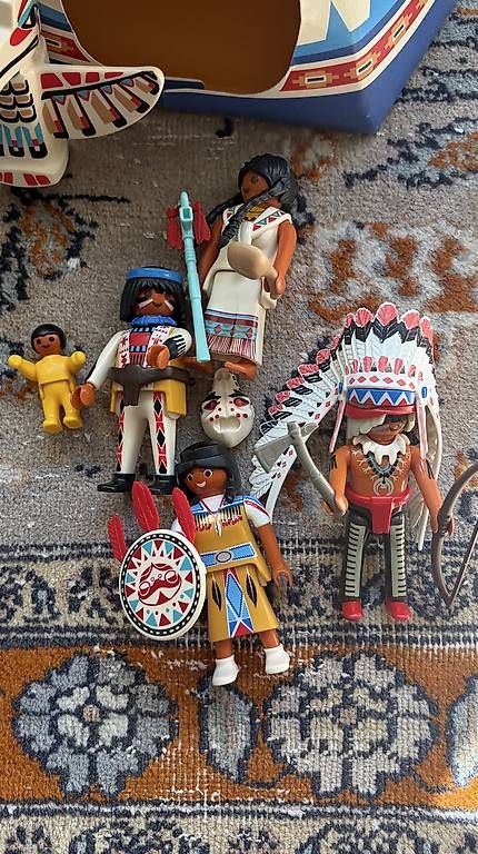Playmobil Jouets: Playmobil Indianer mit Tipi – D'occasion à Zürich par Engelhard74 2