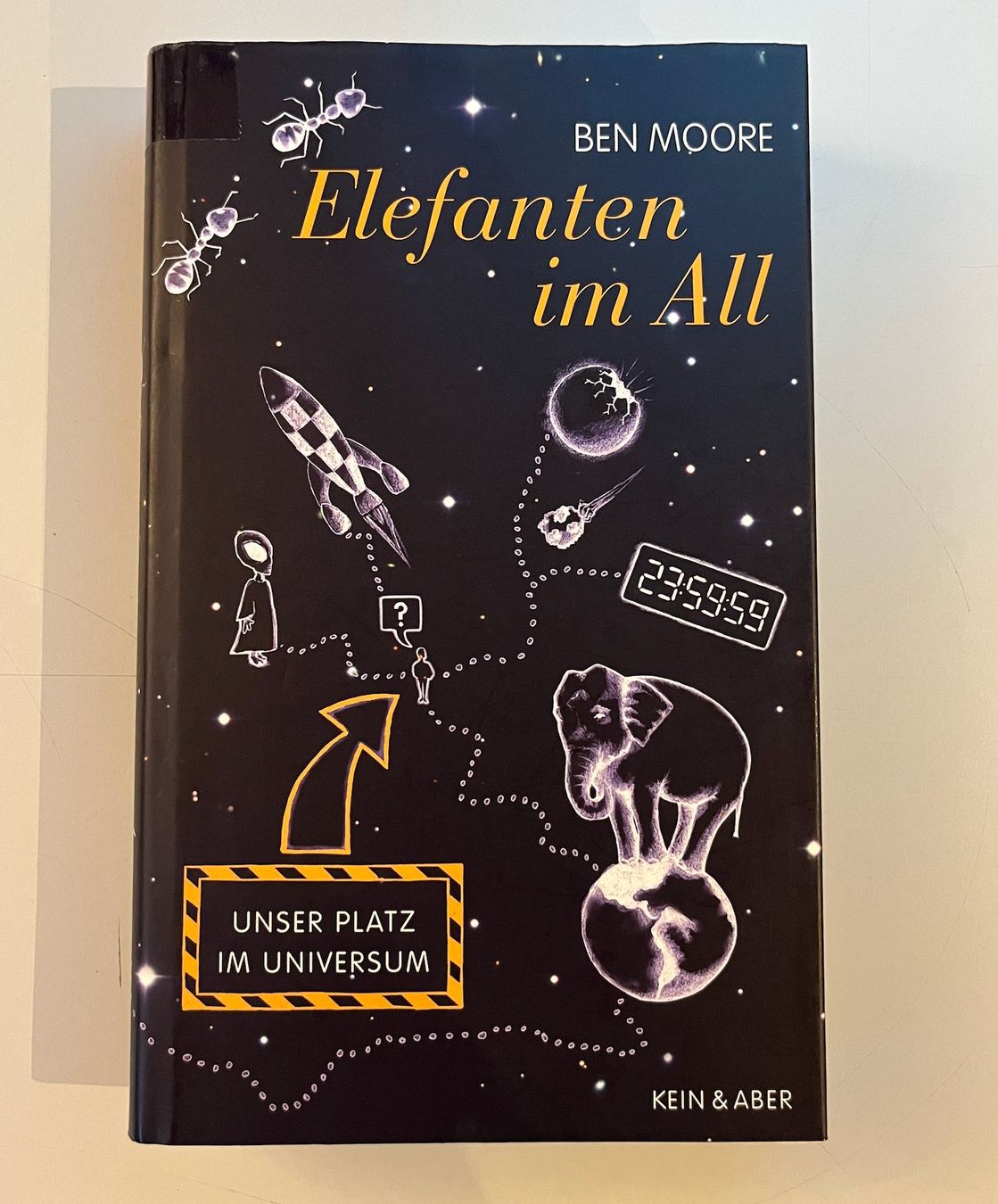 Libri: Ben Moore – Elefanten im All – Nuovo (secondo la descrizione) da Tentlingen venduto da mondir