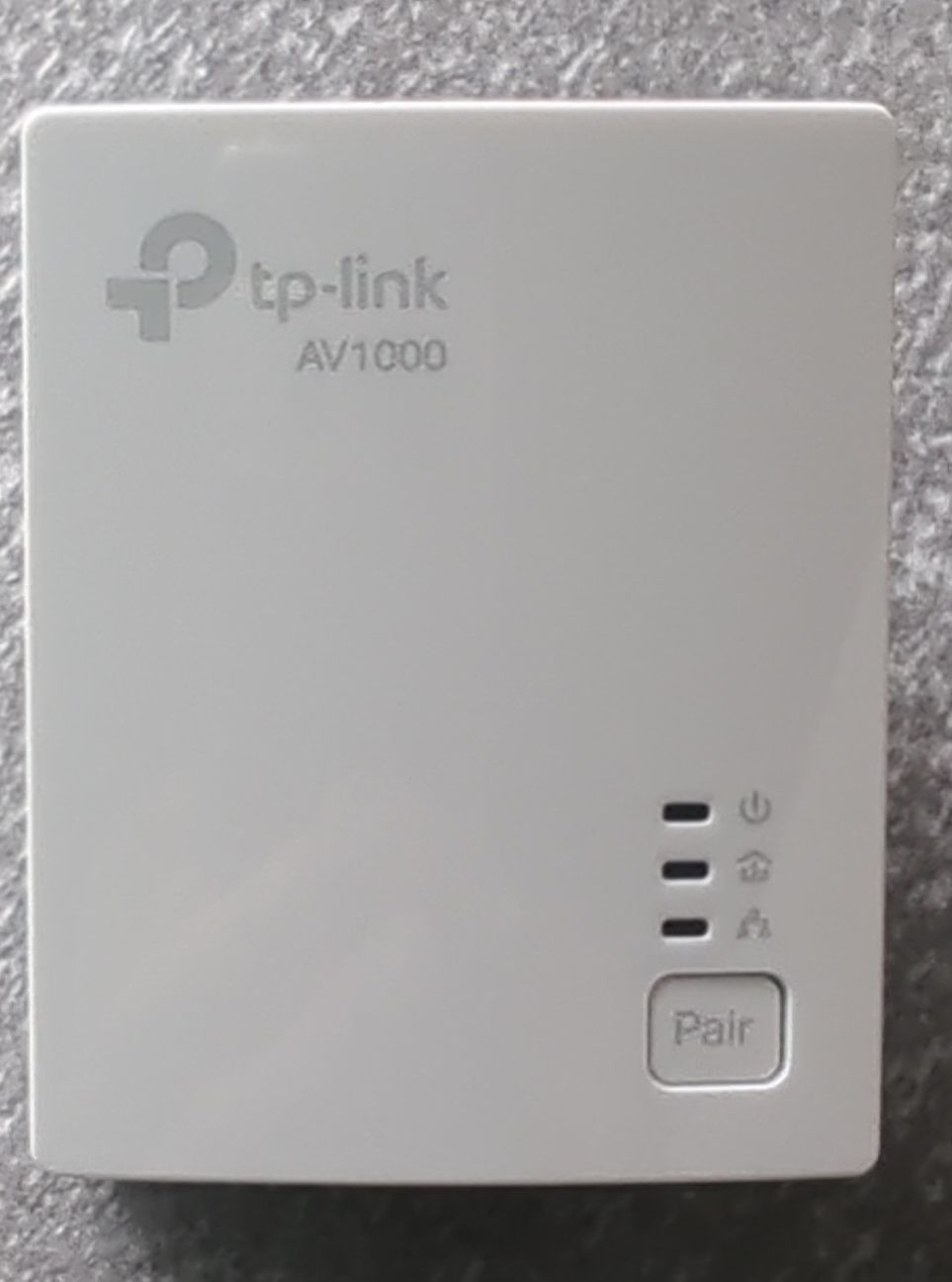 TP-Link Unità & Adattatore: TP-Link AV1000 adaptateur CPL état neuf – Nuovo e nell'imballaggio originale da Eysins venduto da matthieu.neier
